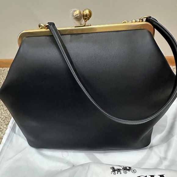 BRAND NEW COACH BLACK KISSLOCK - Picture 7 of 11